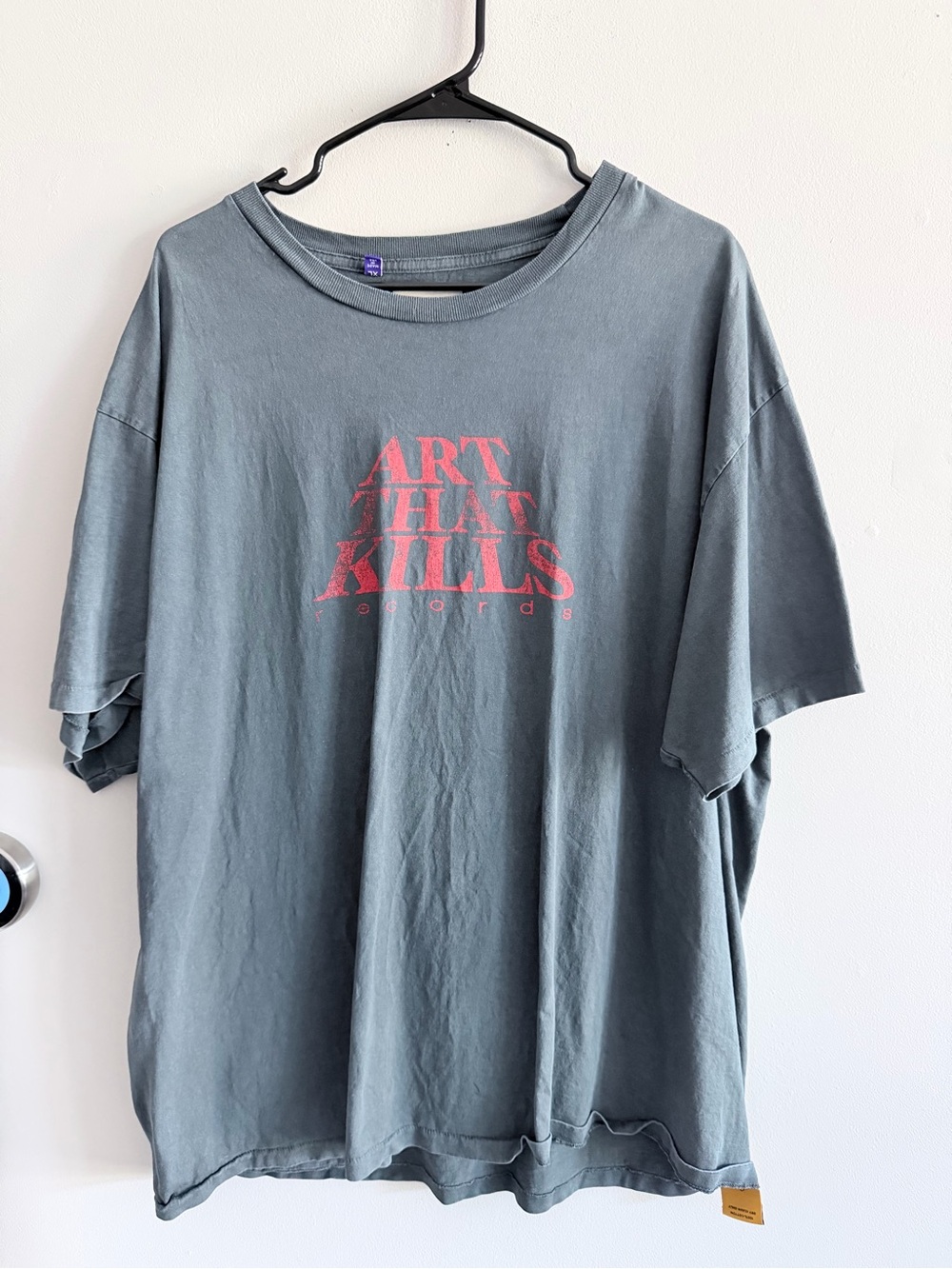 Gallery Dept Slate Green Short Sleeve Tee with Pink 'Art That Kills' Print XL